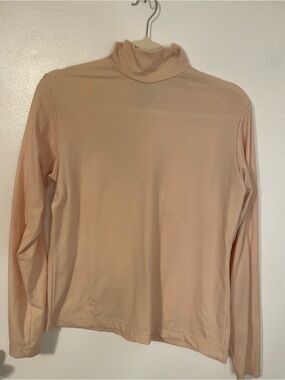 Apricot fitted turtle neck long sleeve size medium vintage